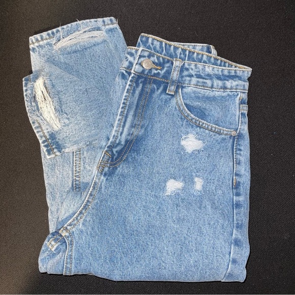 SHEIN JEANS - Picture 1 of 4